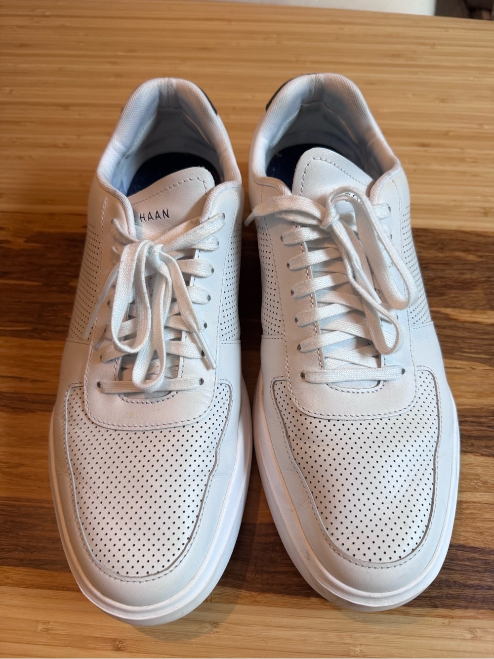 Cole Haan Grand Men’s 11 White Leather Perforated Sneakers Navy
